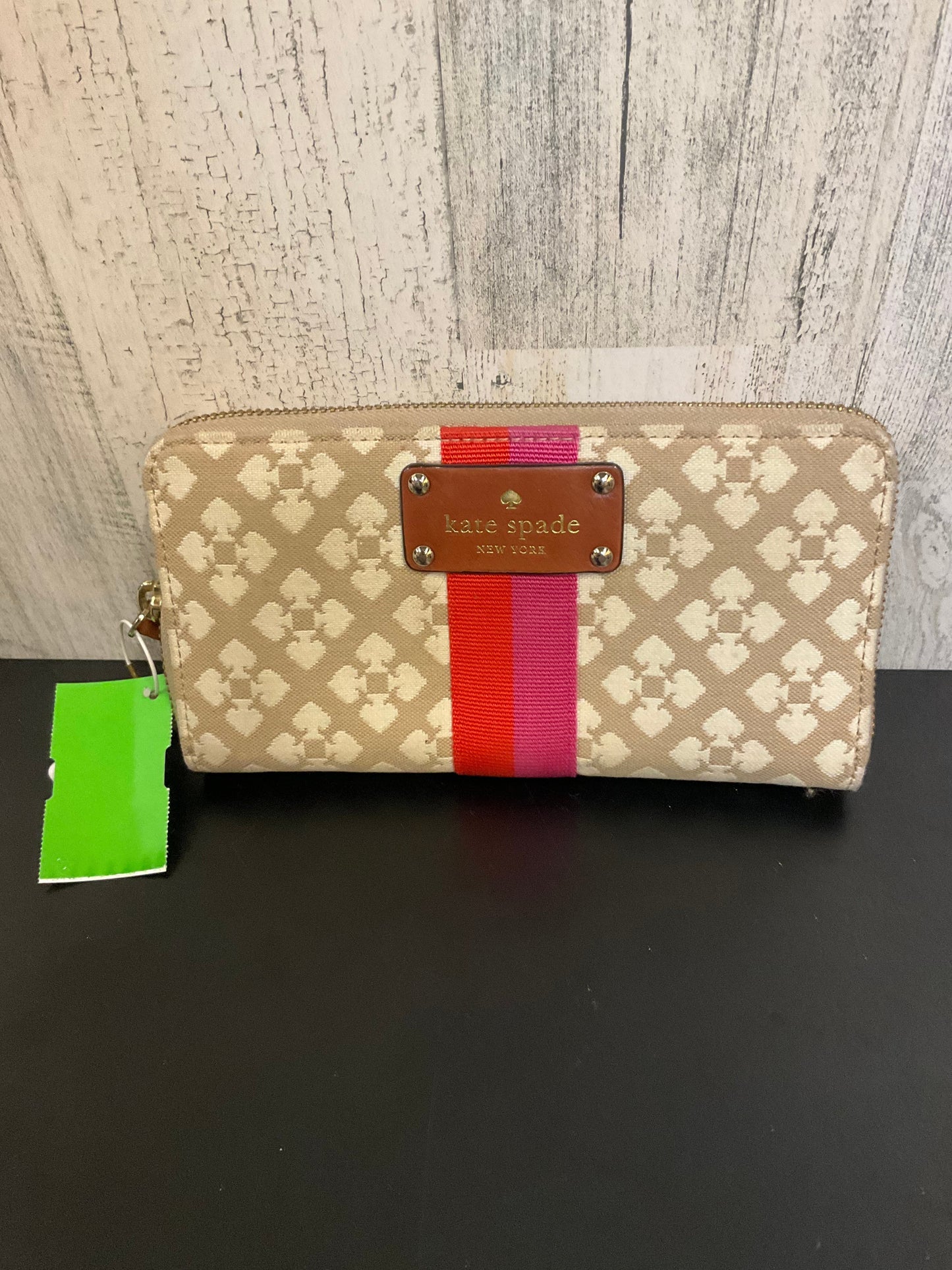 Wallet Designer By Kate Spade  Size: Medium