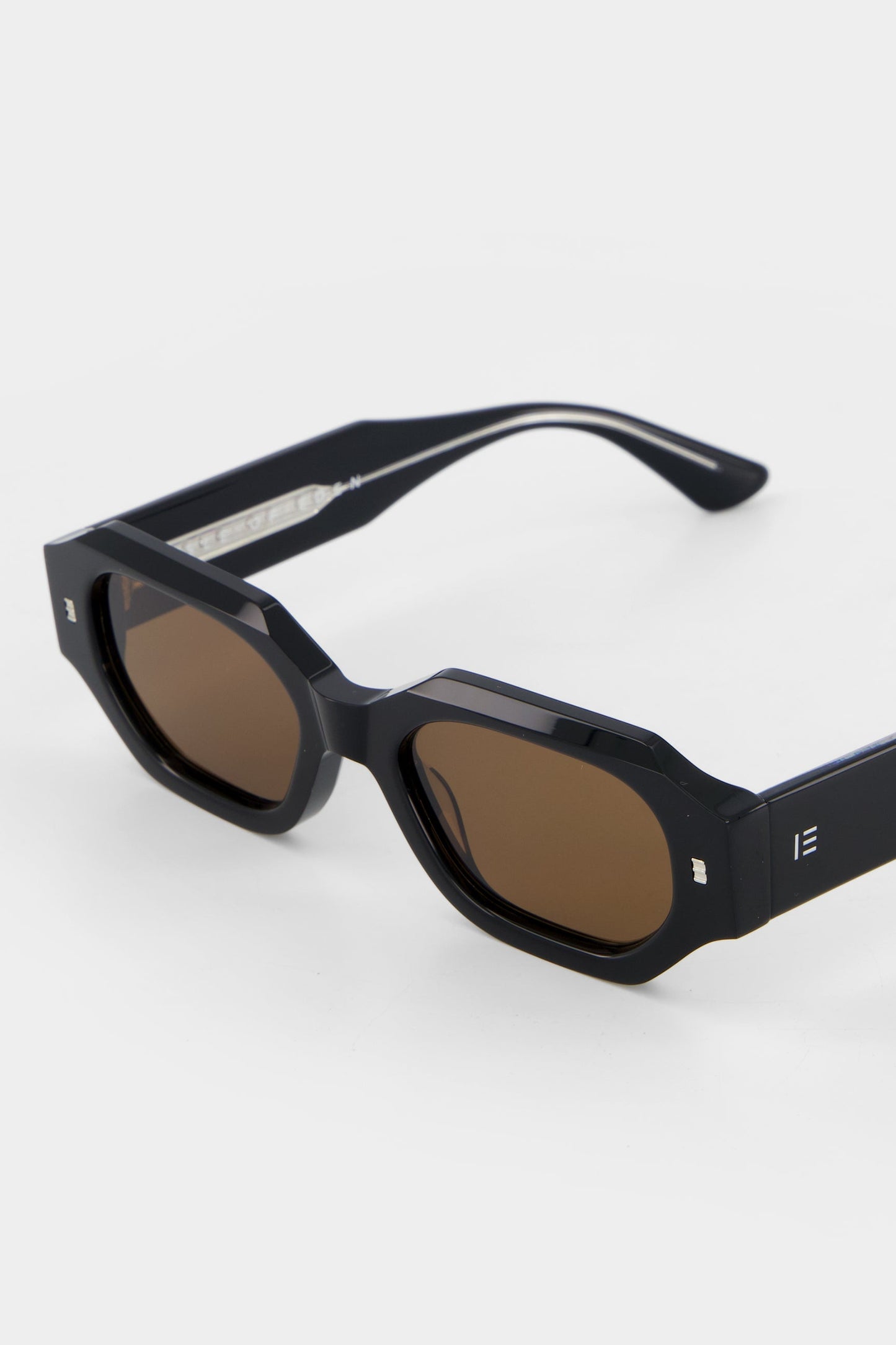 Isle Of Eden - Blake Sunglasses, Black Brown